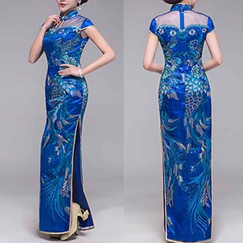 高級なチャイナドレス
