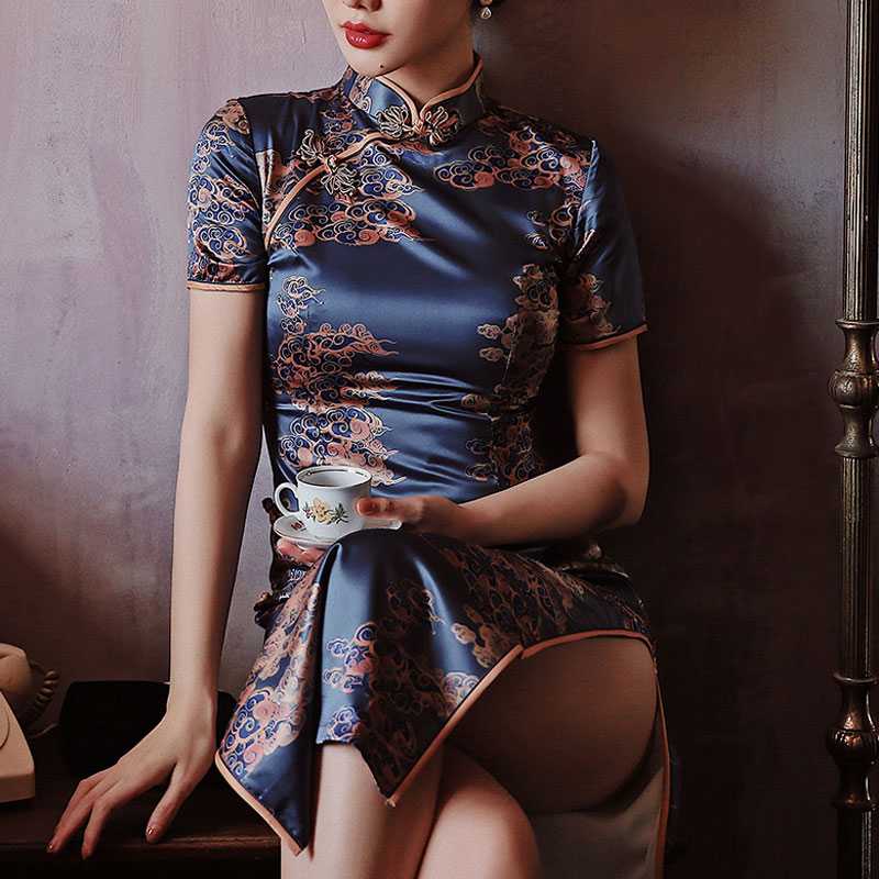 中華風のロングチャイナドレス