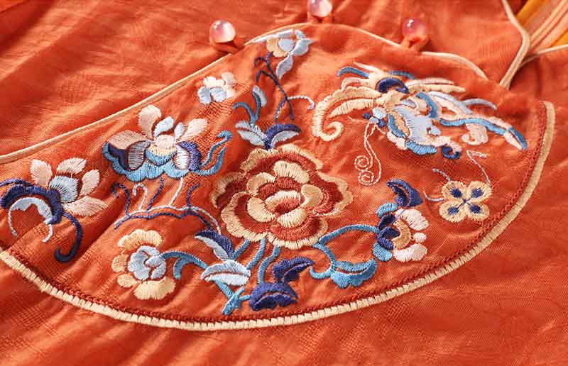 ヴィンテージ中国風刺繍チャイナドレス(2色)（ ロングドレス