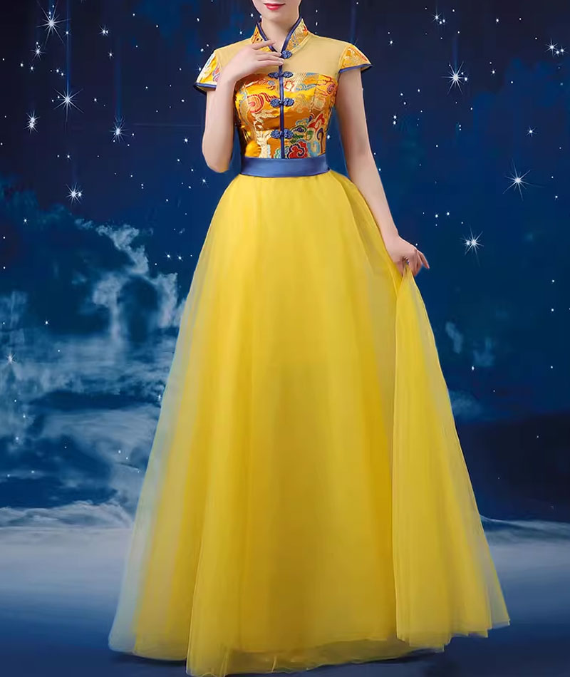 中華風のロングドレス