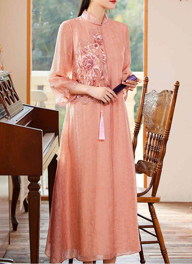 刺繍入り中華風のロングドレス