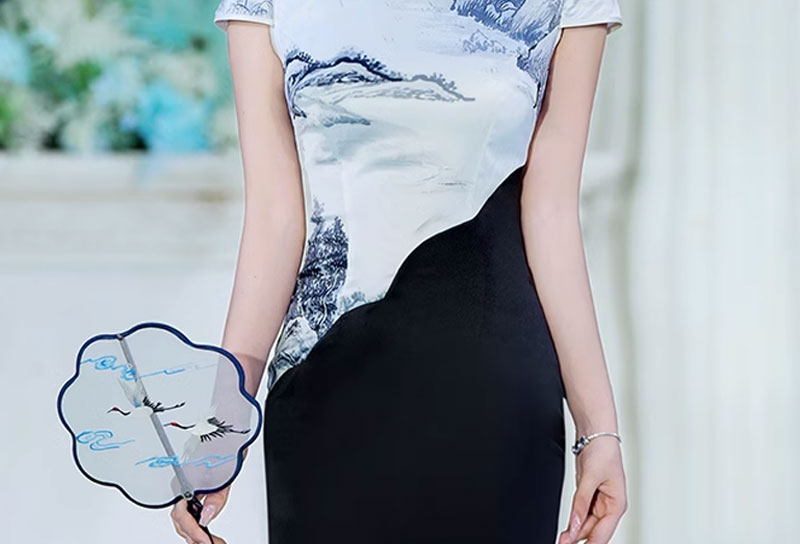 レディースのチャイナドレス