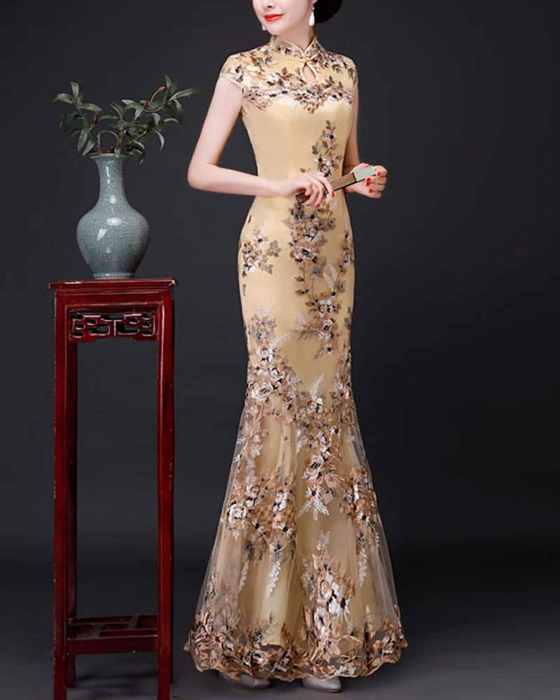 刺繍入りチャイナドレス