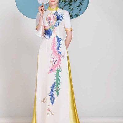 豪華な鳳凰刺繍のチャイナイブニングドレス