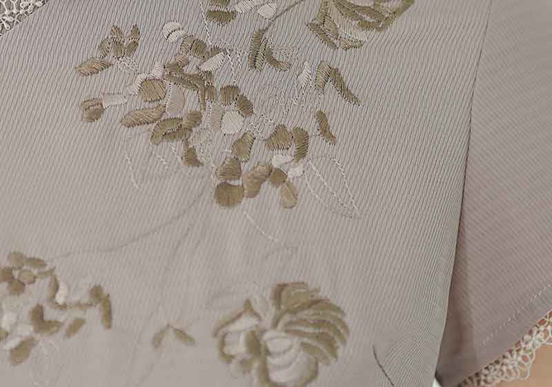 普段着のチャイナ服
