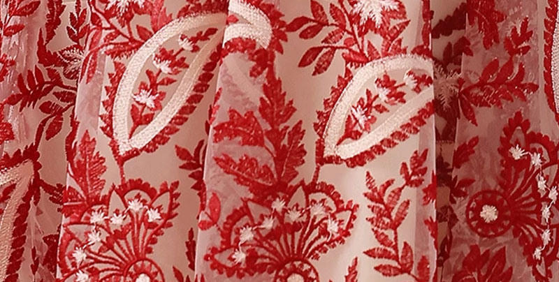 刺繍入り中華風のワンピース