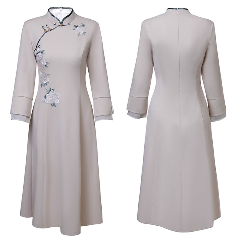 中国風のワンピース