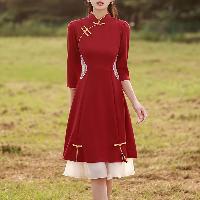 刺繍入りチャイナドレス
