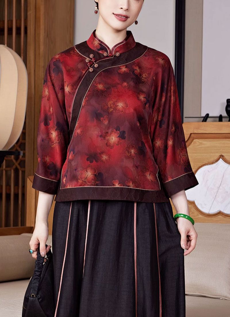 中華風のトップス