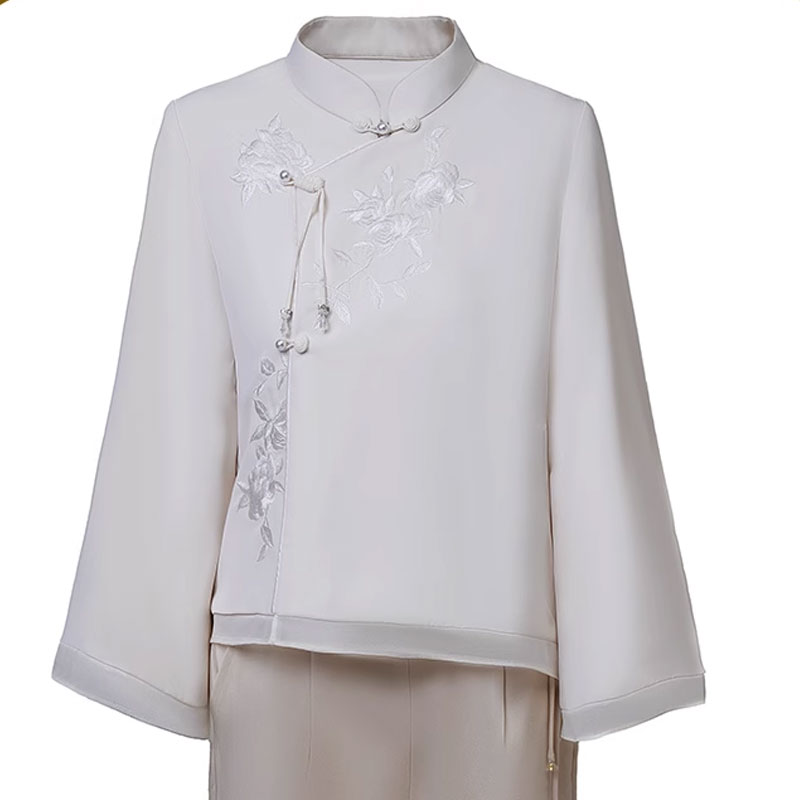 レディースのチャイナトップス