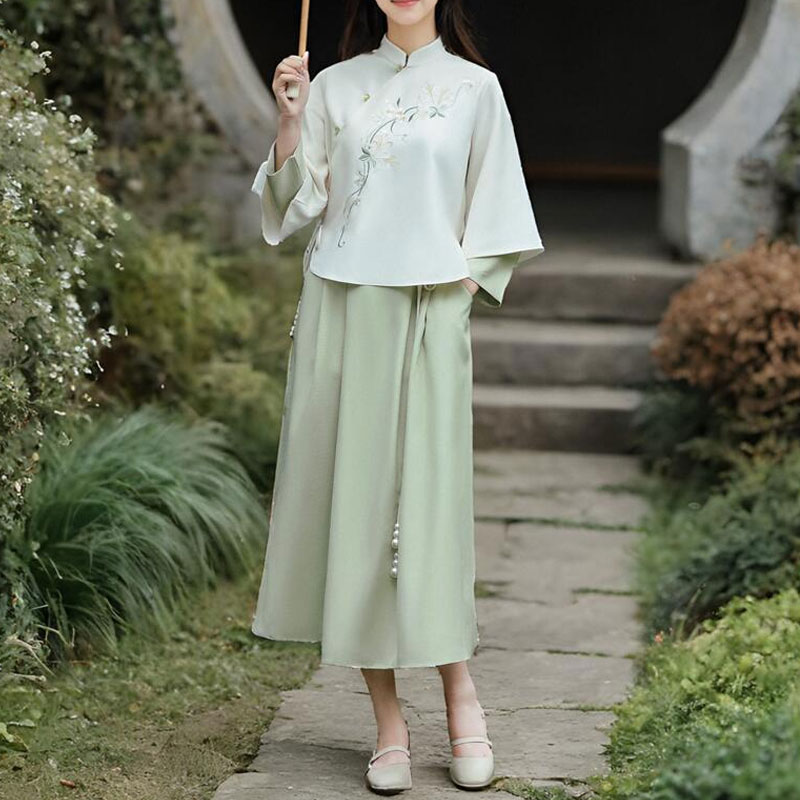 レディースのチャイナドレス