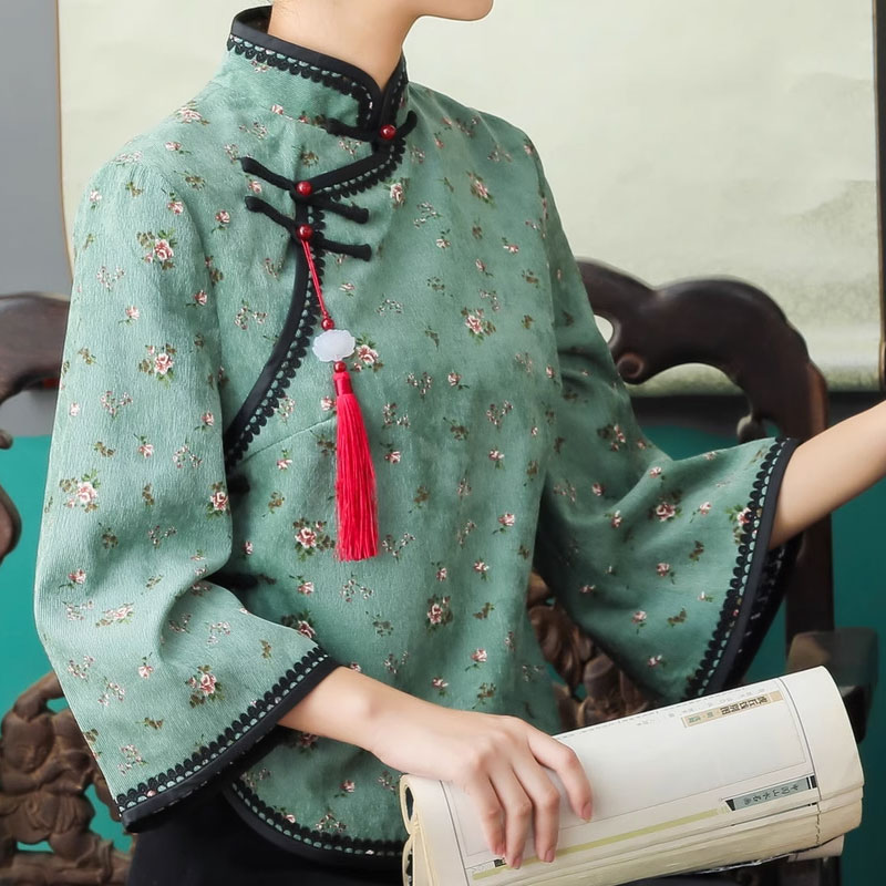 レディースのチャイナトップス