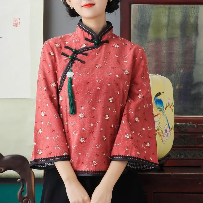 中華風のブラウス