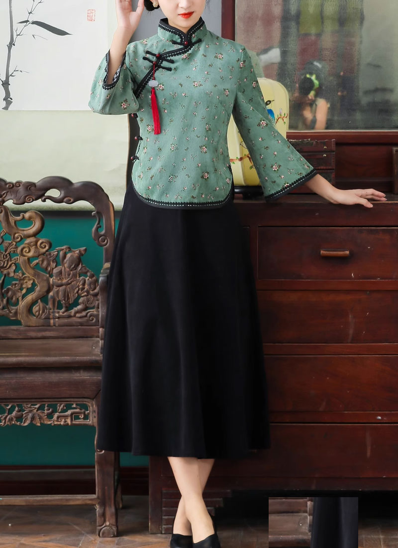 中華風のシャツ