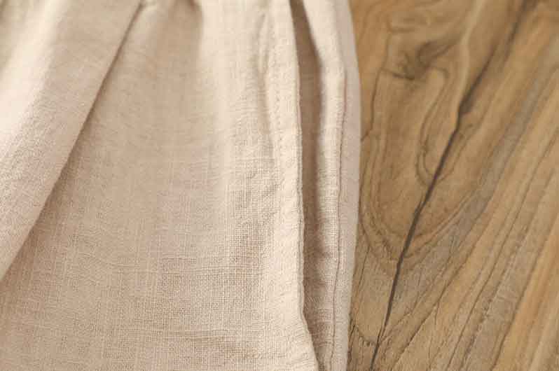 中華風のウェストゴムパンツ